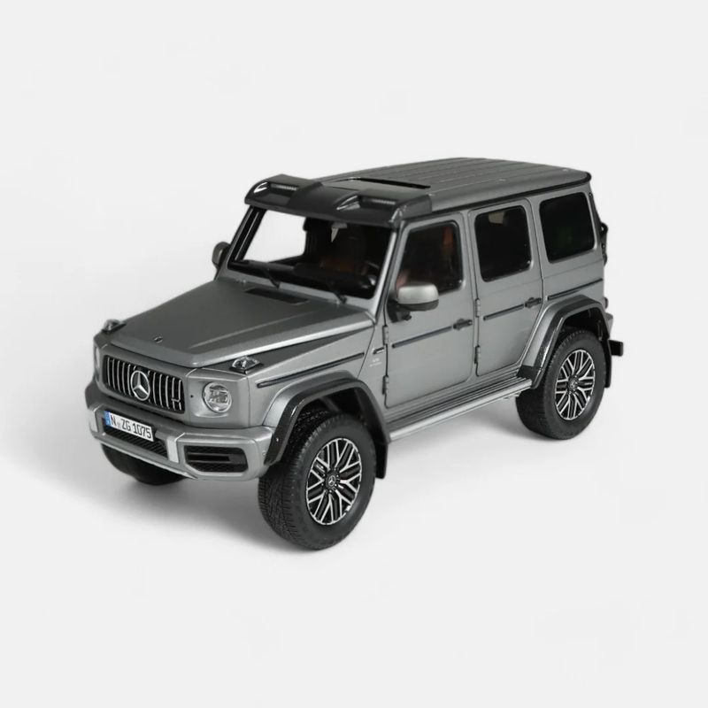 1:18 NZG - Mercedes-AMG G 63 4x4² Standard, platin magno