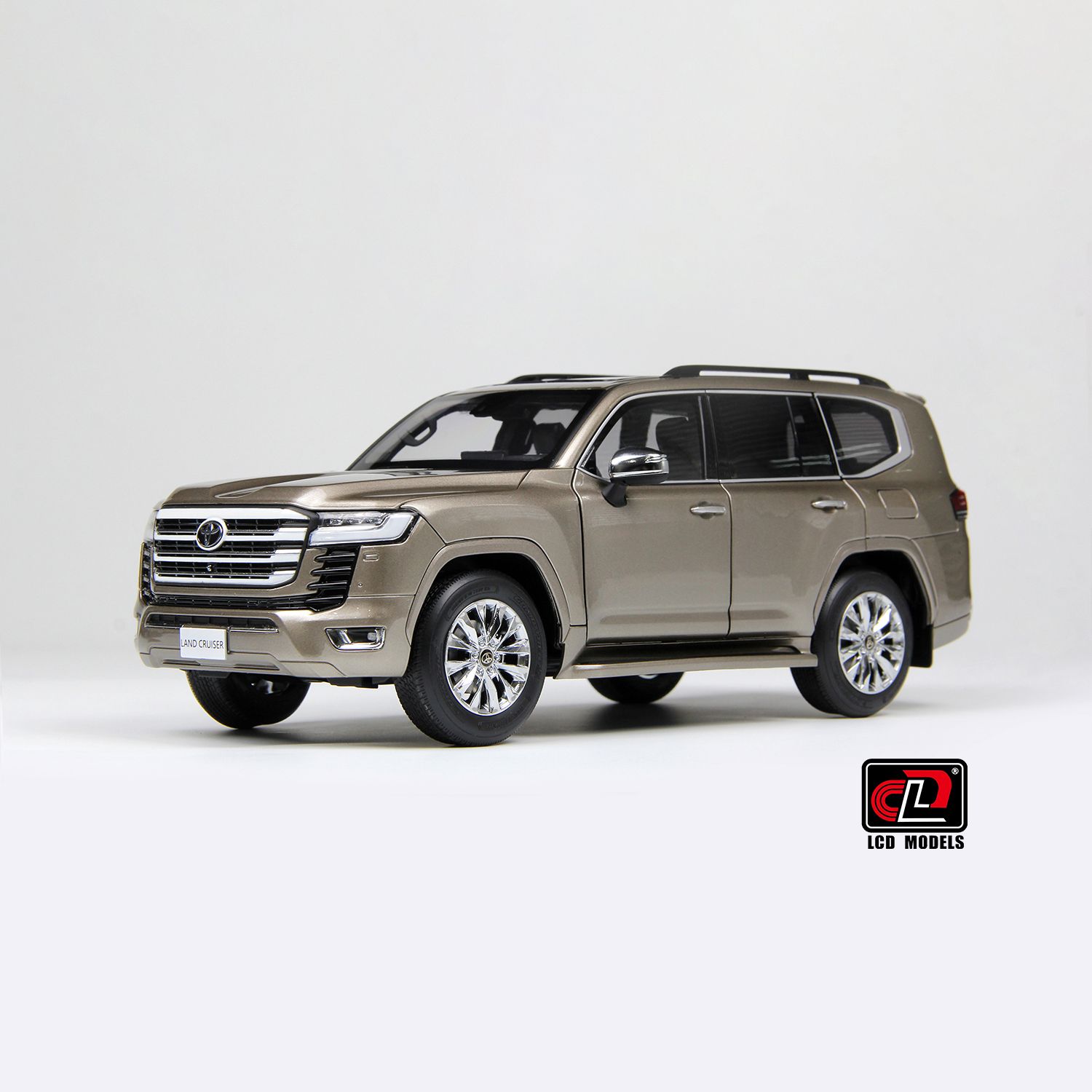 1:18 LCD Models - Toyota Land Cruiser 300-ZX 2024 Gold Metallic