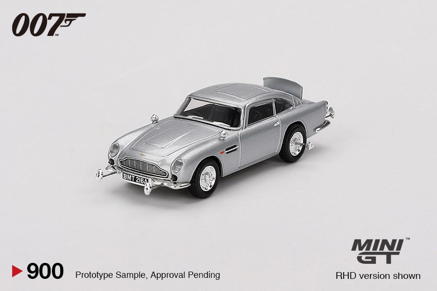 1:64 Mini GT - 1965 Aston martin DB5 Golfinger (French Blister/Poster)