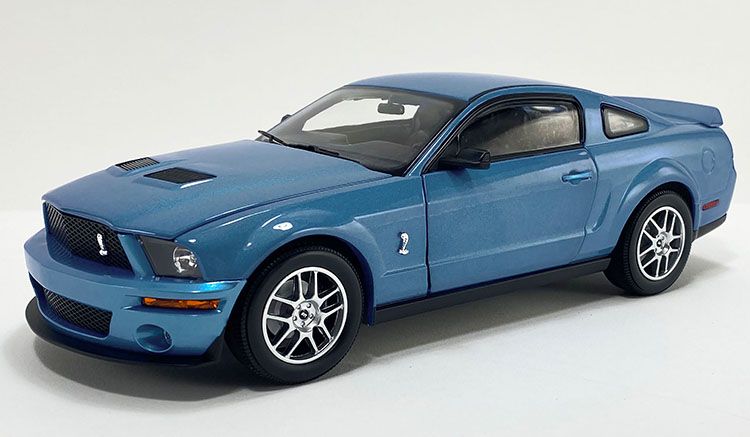 1:18 Shelby Collectibles - 2007 Shelby GT500, windveil blue