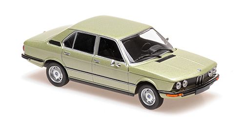 1:43 Maxichamps - BMW 520 – 1972 – GREEN METALLIC