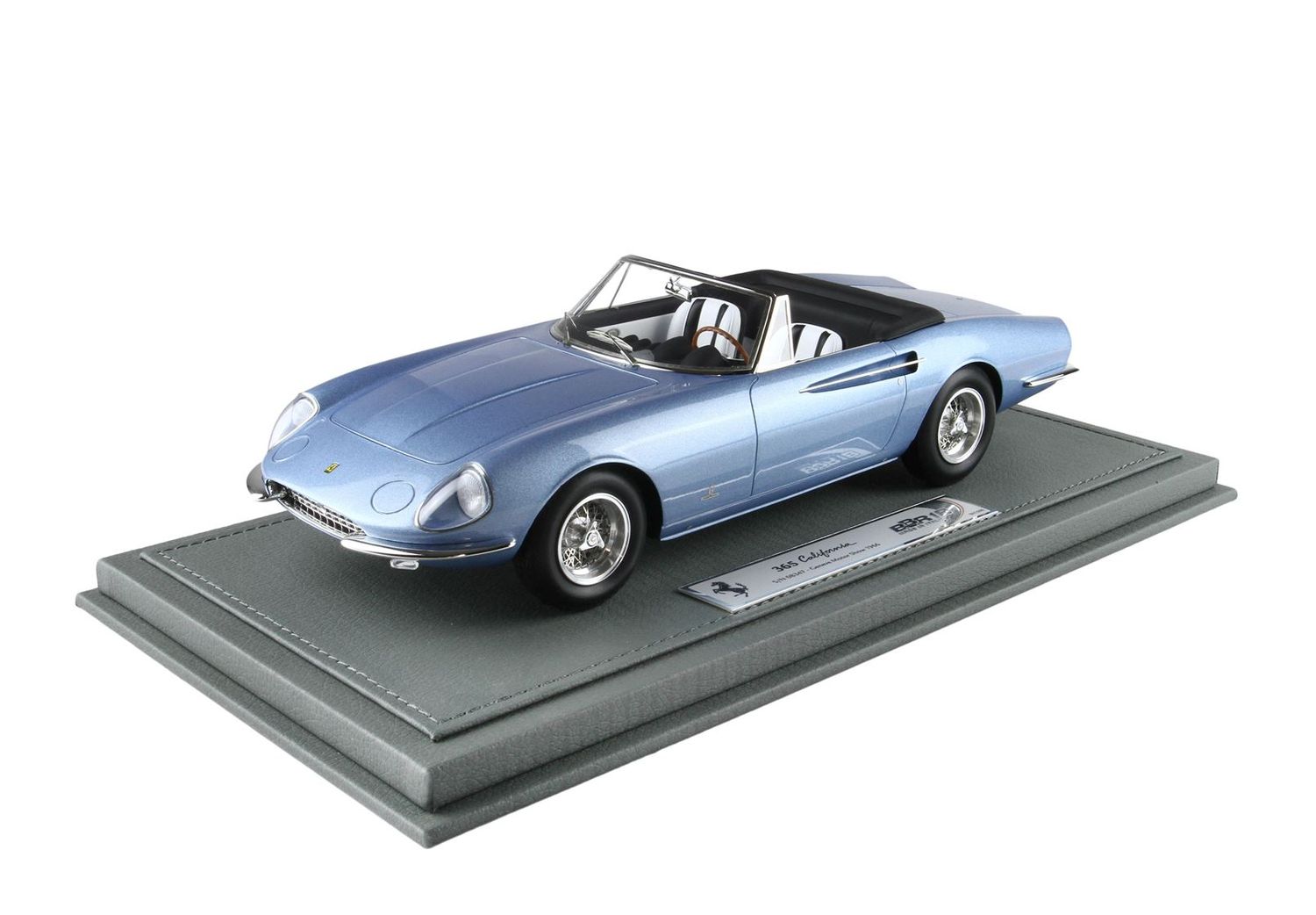 1:18 BBR - Ferrari 365 California Geneve motor show 1966 s/n 08347 metallic light blue
