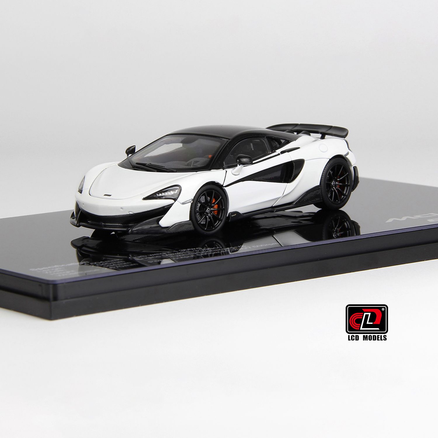 1:43 LCD Models - 2018 McLaren 600LT White