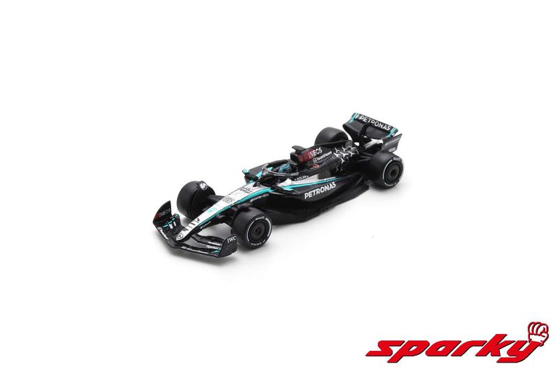 1:64 Spark - Mercedes-AMG PETRONAS F1 Team No.63 W15 E Performance 2024 George Russell