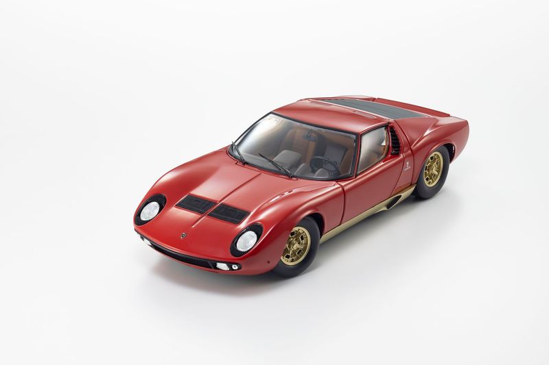1:18 Kyosho - Lamborghini Miura P400 Red/Gold (Int. Brown) 1:18 Kyosho - Lamborghini Miura P400 Red/Gold (Int. Brown)