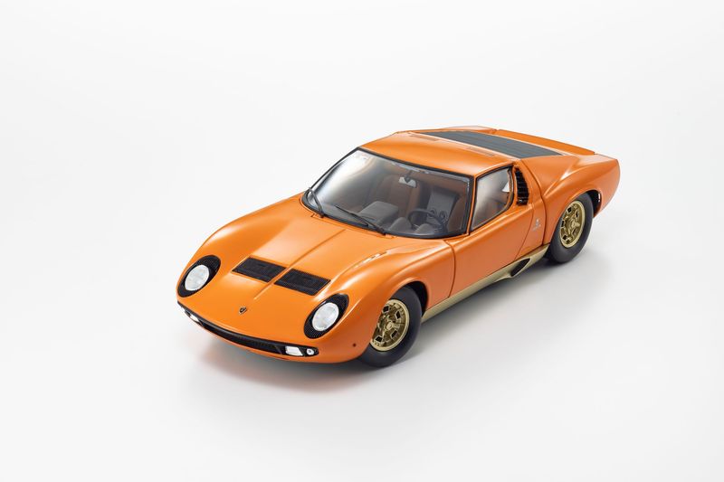 1:18 Kyosho - Lamborghini Miura P400 Orange/Gold (Int. Brown) 1:18 Kyosho - Lamborghini Miura P400 Orange/Gold (Int. Brown)