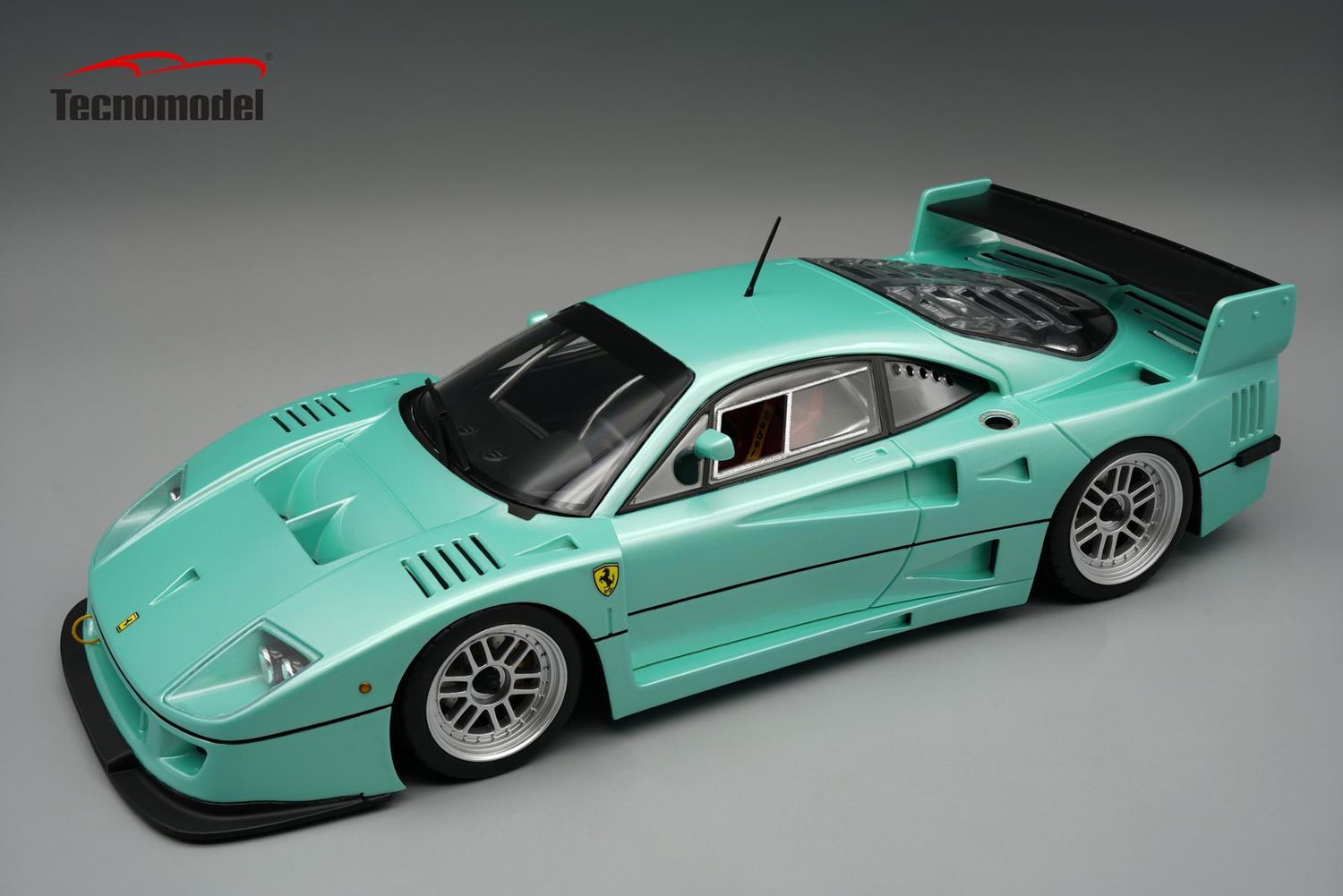 1:18 Tecnomodel - 1996 Ferrari F40 LM Press Version Metallic Light Blue