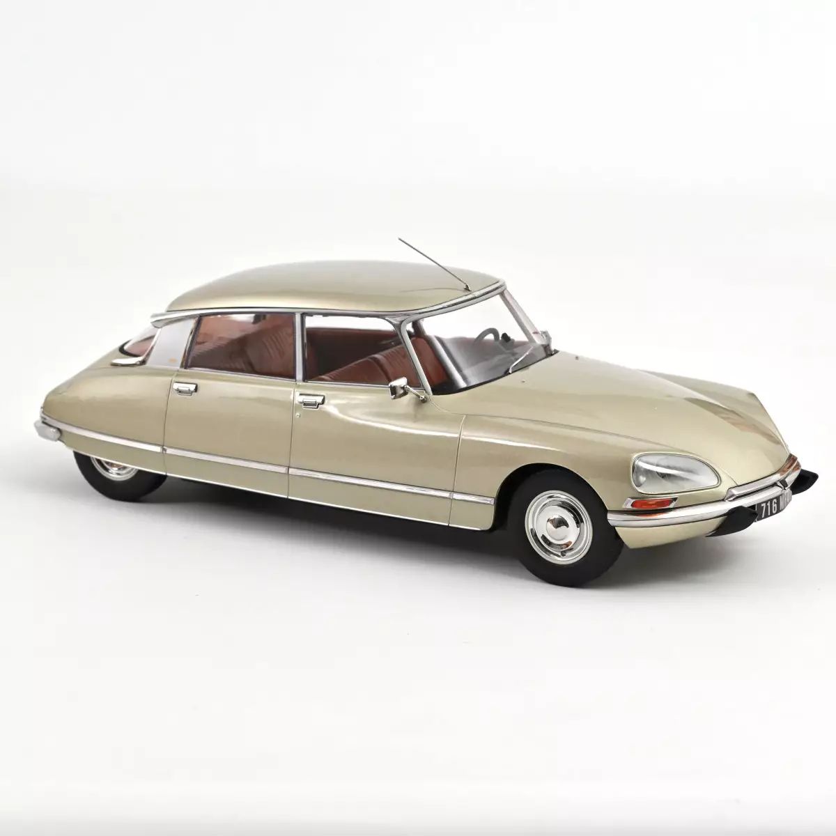 1:12 Norev - Citroen DS 23 Pallas 1973 Beige