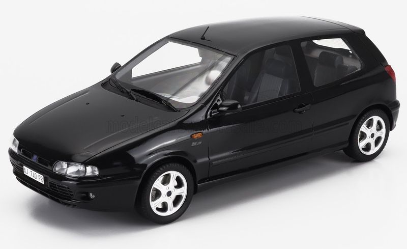 1:18 Mitica Resin - Fiat Bravo HGT 1. Serie 1995 Nero 601