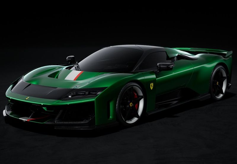 1:18 BBR - Ferrari F80 carbon optional Green Jewel - bicolor wheels silver and carbon 1:18 BBR - Ferrari F80 carbon optional Green Jewel - bicolor wheels silver and carbon
