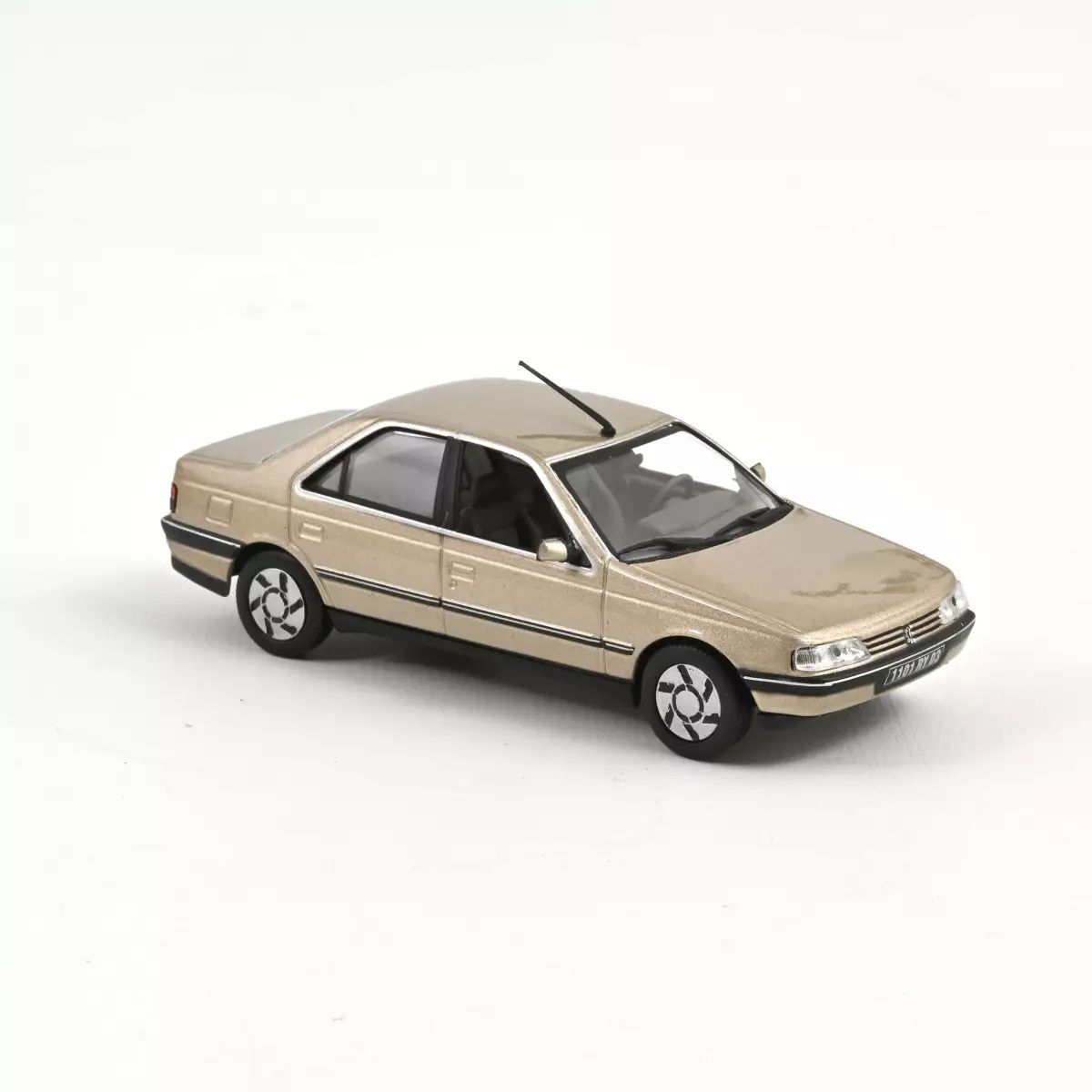 1:43 Norev - Peuegot 405 SRi 1991 Beige Metallic