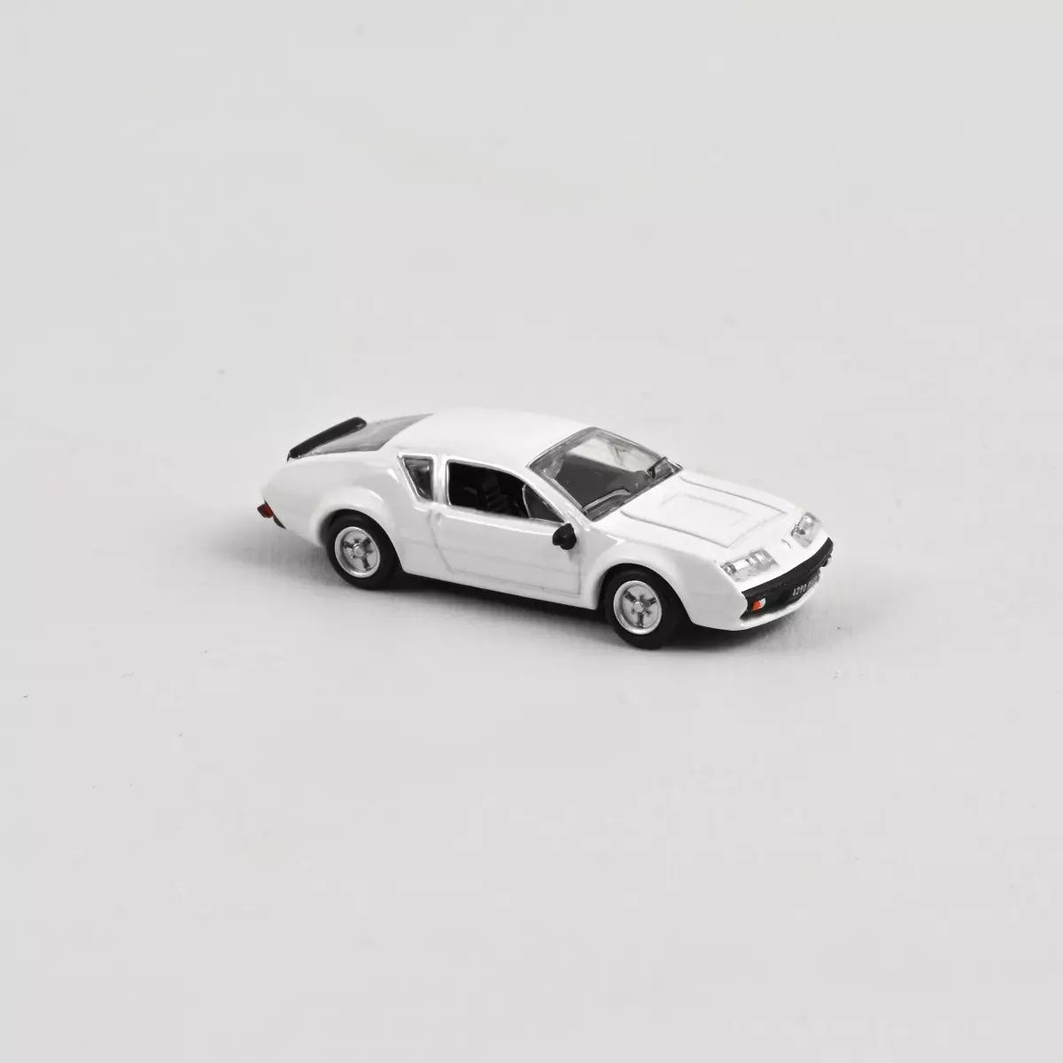 1:87 Norev - Alpine A310 1977 Gardenia Weiß