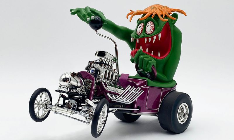 1:18 ACME - Rat Fink T Bucket and Figure, purple/green 1:18 ACME - Rat Fink T Bucket and Figure, purple/green