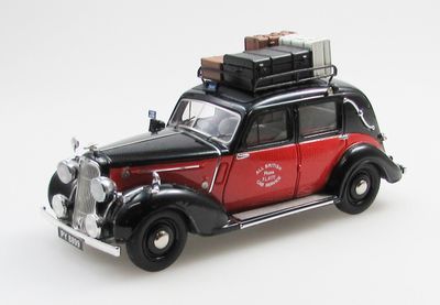 1:43 Esval Model - Humber Super Snipe Taxi With Baggage 1938 1:43 Esval Model - Humber Super Snipe Taxi With Baggage 1938