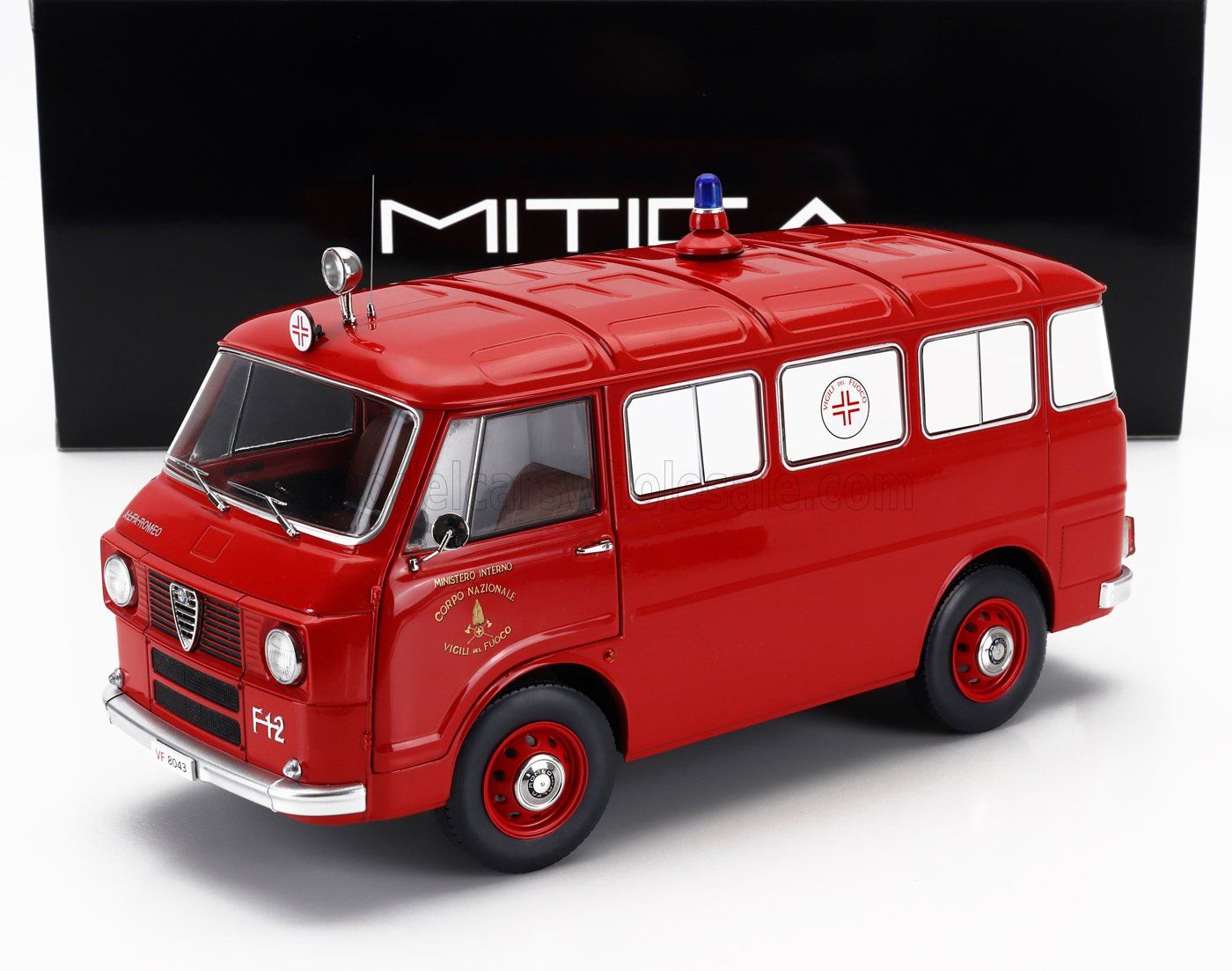 1:18 Mitica Diecast - 1968 Alfa Romeo F-12 Fire Engine Ambulance