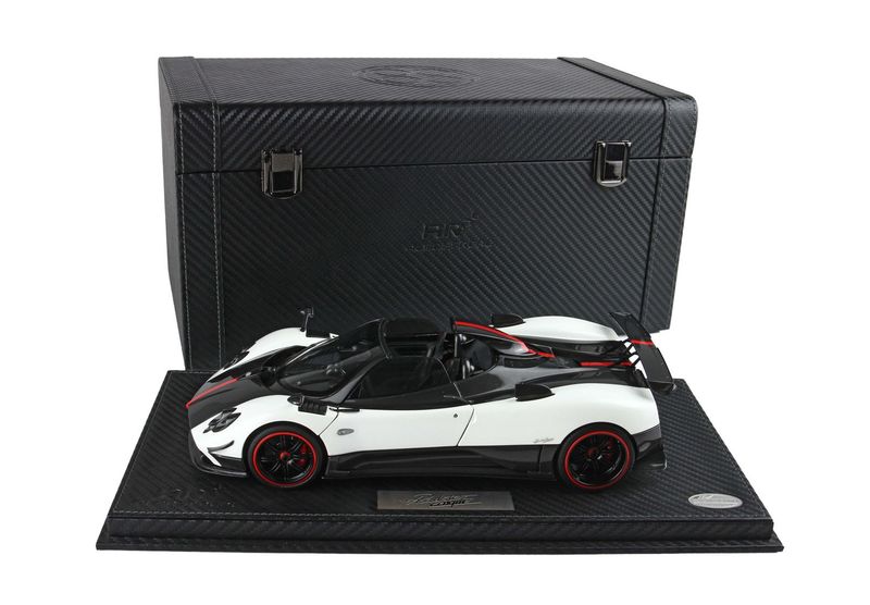 1:18 BBR - Pagani Zonda cinque Roadster diecast full open Bianco Benny - SPECIAL PACK 1:18 BBR - Pagani Zonda cinque Roadster diecast full open Bianco Benny - SPECIAL PACK