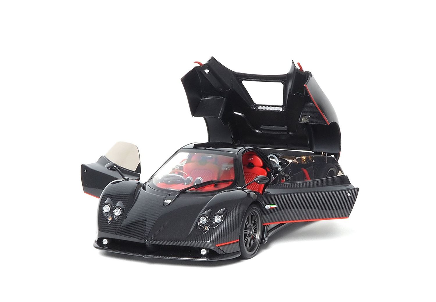 1:18 BBR - Pagani Zonda F diecast full open Gloss carbon Black with red stripe