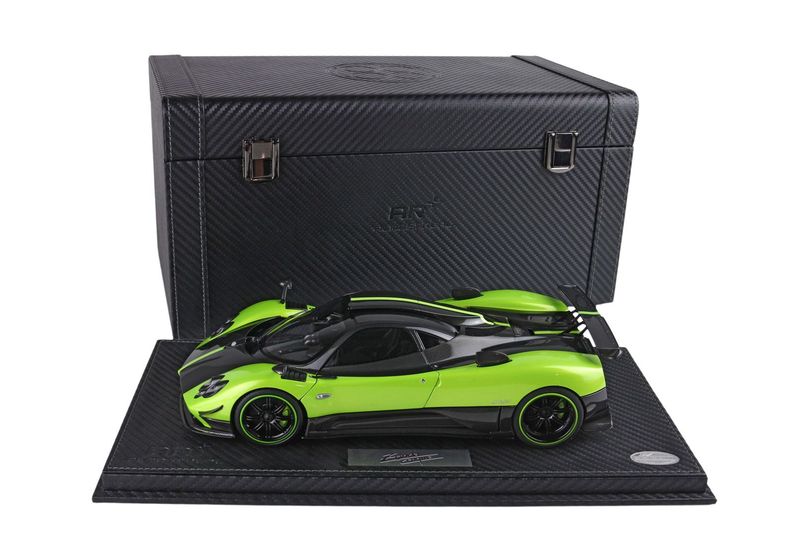 1:18 BBR - Pagani Zonda cinque coupe diecast full open Verde Firenze - SPECIAL PACK 1:18 BBR - Pagani Zonda cinque coupe diecast full open Verde Firenze - SPECIAL PACK