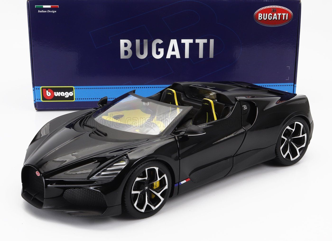 1:18 Bburago - Bugatti W16 Mistral Cabriolet, schwarz