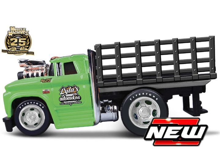 1:64 Maisto Muscle Machines  - Christie C60 STAKEBED 1966