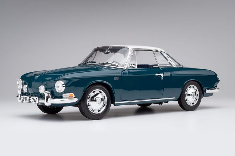 1:18 Norev - Volkswagen Karmann Ghia Typ 34 sea blue / white top 1:18 Norev - Volkswagen Karmann Ghia Typ 34 sea blue / white top