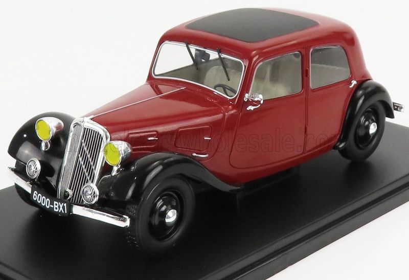 1:24 Hechette - 1934 Citroen Traktion 7A Avant Red Black
