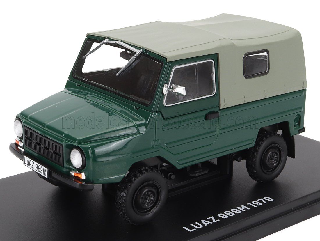 1:24 Hechette - 1979 Luaz 969M Hard-Top Green