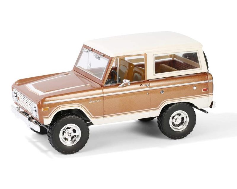1:18 Greenlight - 1973 Ford Bronco Ranger *Artisan Collection*, hot ginger metallic 1:18 Greenlight - 1973 Ford Bronco Ranger *Artisan Collection*, hot ginger metallic