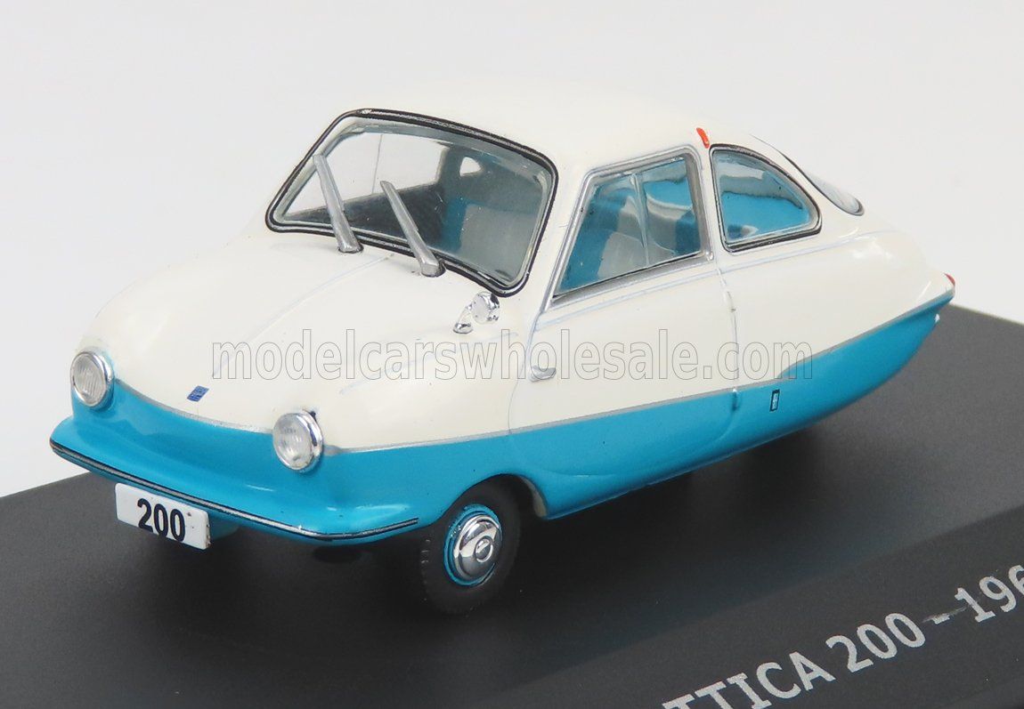 1:43 Hechette - 1967 Attica 200 White Blue *Mit Vitrine*