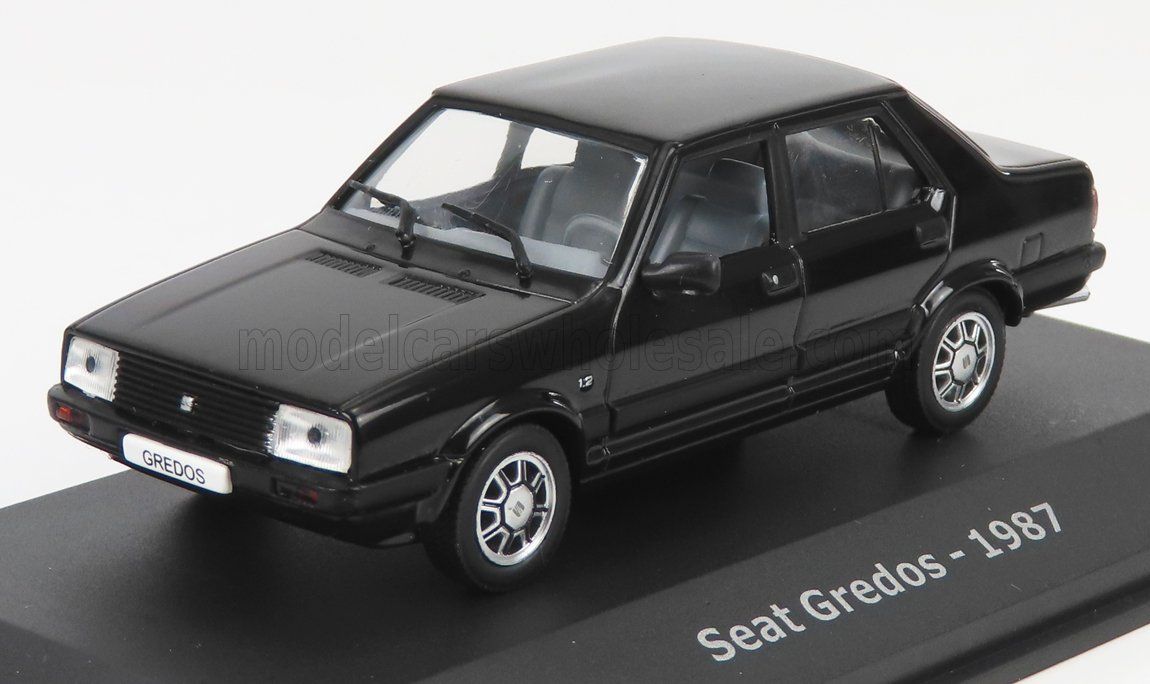 1:43 Hechette - 1987 Seat Gredos Black *Mit Vitrine*