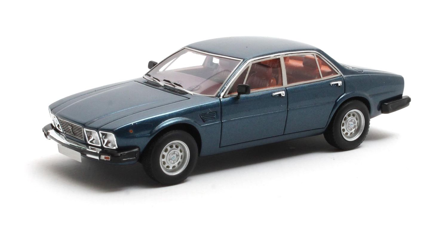 1:43 Matrix - De Tomaso Deauville Series 2 blue metallic '78-'85
