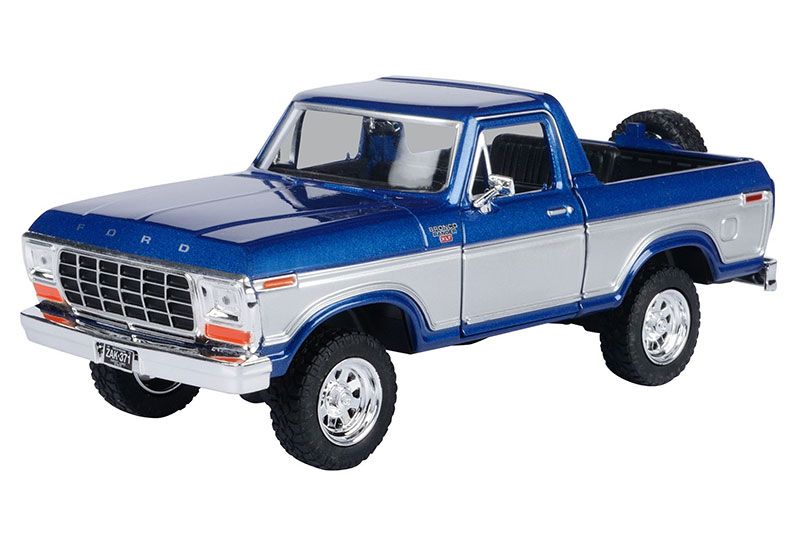 1:24 Motormax - 1978 Ford Bronco, open Top (two-tone w/ spare tire, blue metallic 1:24 Motormax - 1978 Ford Bronco, open Top (two-tone w/ spare tire, blue metallic