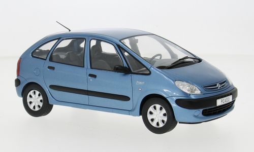 1:24 Whitebox - Citroen Xsara Picasso hellblau
