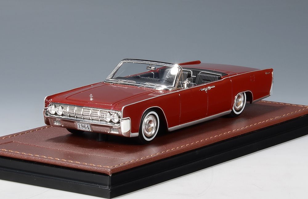 1:43 GLM - 1964 Lincoln Continental Convertible Open roof Fiesta Red