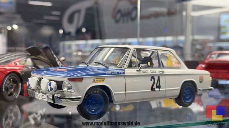 1:18 Solido - BMW 2002 TII #24 white 1:18 Solido - BMW 2002 TII #24 white