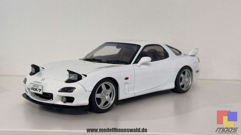 1:18 Solido - Mazda RX7 FD3RS whit 1:18 Solido - Mazda RX7 FD3RS whit