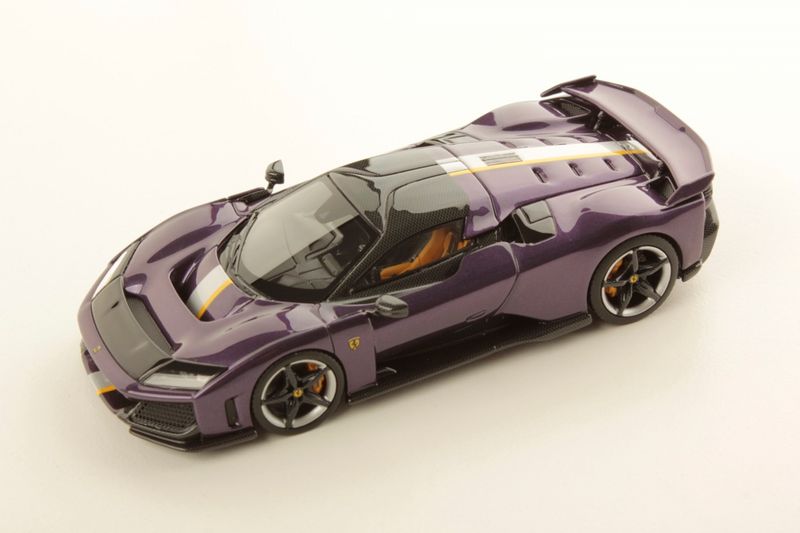 1:43 Looksmart - Ferrari F80 Viola Hong Kong with Livery 1:43 Looksmart - Ferrari F80 Viola Hong Kong with Livery