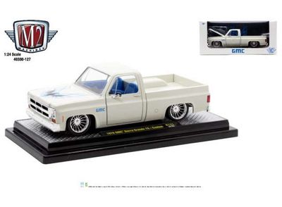 1:24 M2 Machines - 1976 GMC Sierra Grande 15 Custom, white