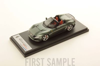 1:43 Looksmart - Ferrari 12 Cilindri Convertible Verde Toscana 1:43 Looksmart - Ferrari 12 Cilindri Convertible Verde Toscana