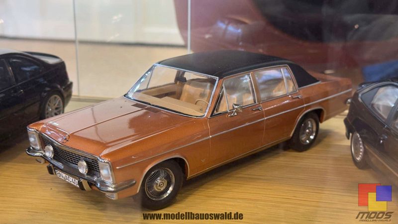 1:18 Norev - Opel Diplomat V8 1969 Copper Red 1:18 Norev - Opel Diplomat V8 1969 Copper Red