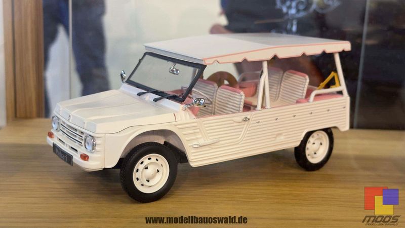 1:18 Norev - Méhari Eden Sorbet Hotel Martinez 2023 1:18 Norev - Méhari Eden Sorbet Hotel Martinez 2023