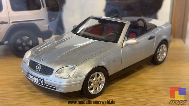 1:18 Norev - Mercedes-Benz SLK 1996 Brillant Silver 1:18 Norev - Mercedes-Benz SLK 1996 Brillant Silver