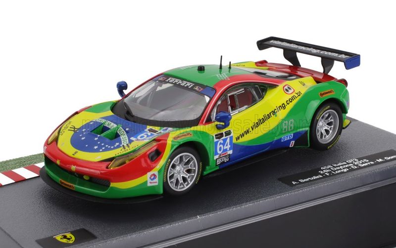 1:43 Hechette - FERRARI - 458 ITALIA GT3 4.5L V8 TEAM SCUDERIA CORSA N 64 24h DAYTONA 2015 ANDREA BERTOLINI - FRANCISCO LONGO - DANIEL SERRA - MARCOS GOMES 1:43 Hechette - FERRARI - 458 ITALIA GT3 4.5L V8 TEAM SCUDERIA CORSA N 64 24h DAYTONA 2015 ANDREA BERTOLINI - FRANCISCO LONGO - DANIEL SERRA - MARCOS GOMES