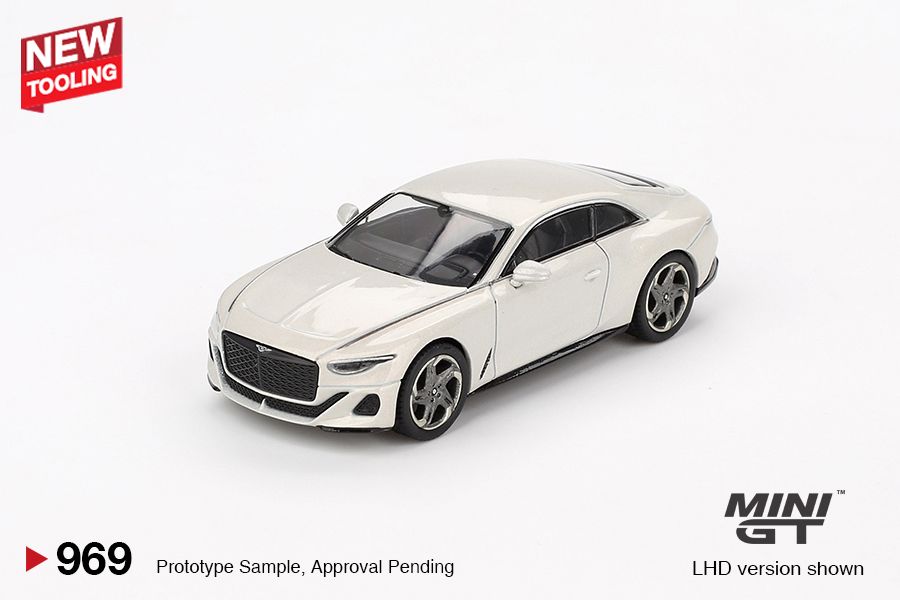 1:64 Mini GT - 2022 Bentley Batur Bonneville Pearl