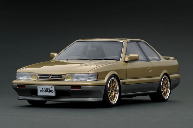 1:18 Ignition - Nissan Leopard (F31) Ultima V30TWINCAM TURBO, gold/silver 1:18 Ignition - Nissan Leopard (F31) Ultima V30TWINCAM TURBO, gold/silver