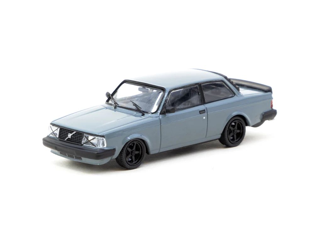 1:64 Tarmac - Volvo 242 Custom, grey