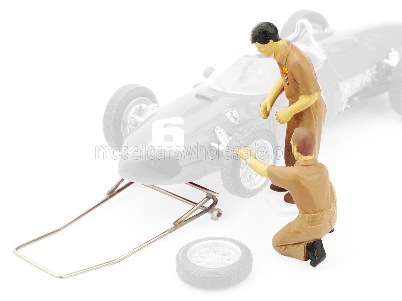 1:43 Brumm - 2x Mechaniker Scuderia ferrari F1 156 1961 - Reifenwechsel