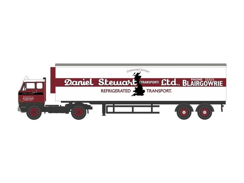 1:76 Oxford  - Volvo F88 Short Fridge Trailer Daniel Stewart