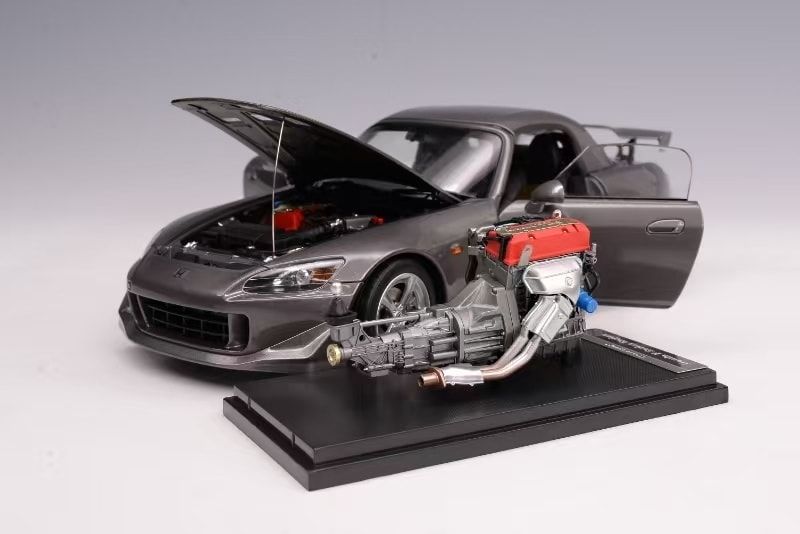 1:18 Motorhelix - 2007 Honda S2000 Type S Hard Top Grey Metallic *Withe Extra Engine & Accessories*