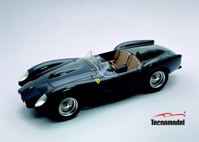 1:18 Tecnomodel - Ferrari 250 TR Pontoon-Fender street version 1958 Gloss Green 1:18 Tecnomodel - Ferrari 250 TR Pontoon-Fender street version 1958 Gloss Green
